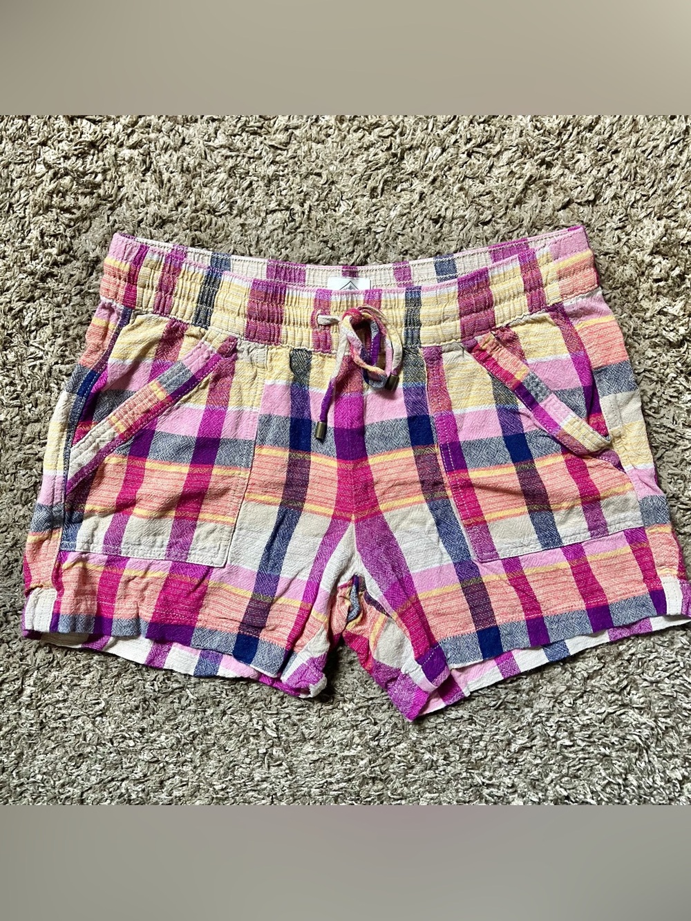 St. John’s Bay Linen blend shorts